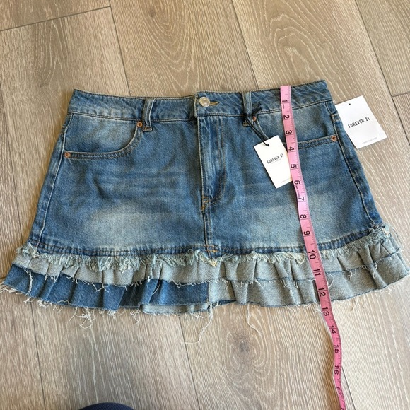 NWT Womens Blue Denim 2 piece Set. Raw Hem. Western. Skirt Size M, Top Size S - Picture 15 of 15